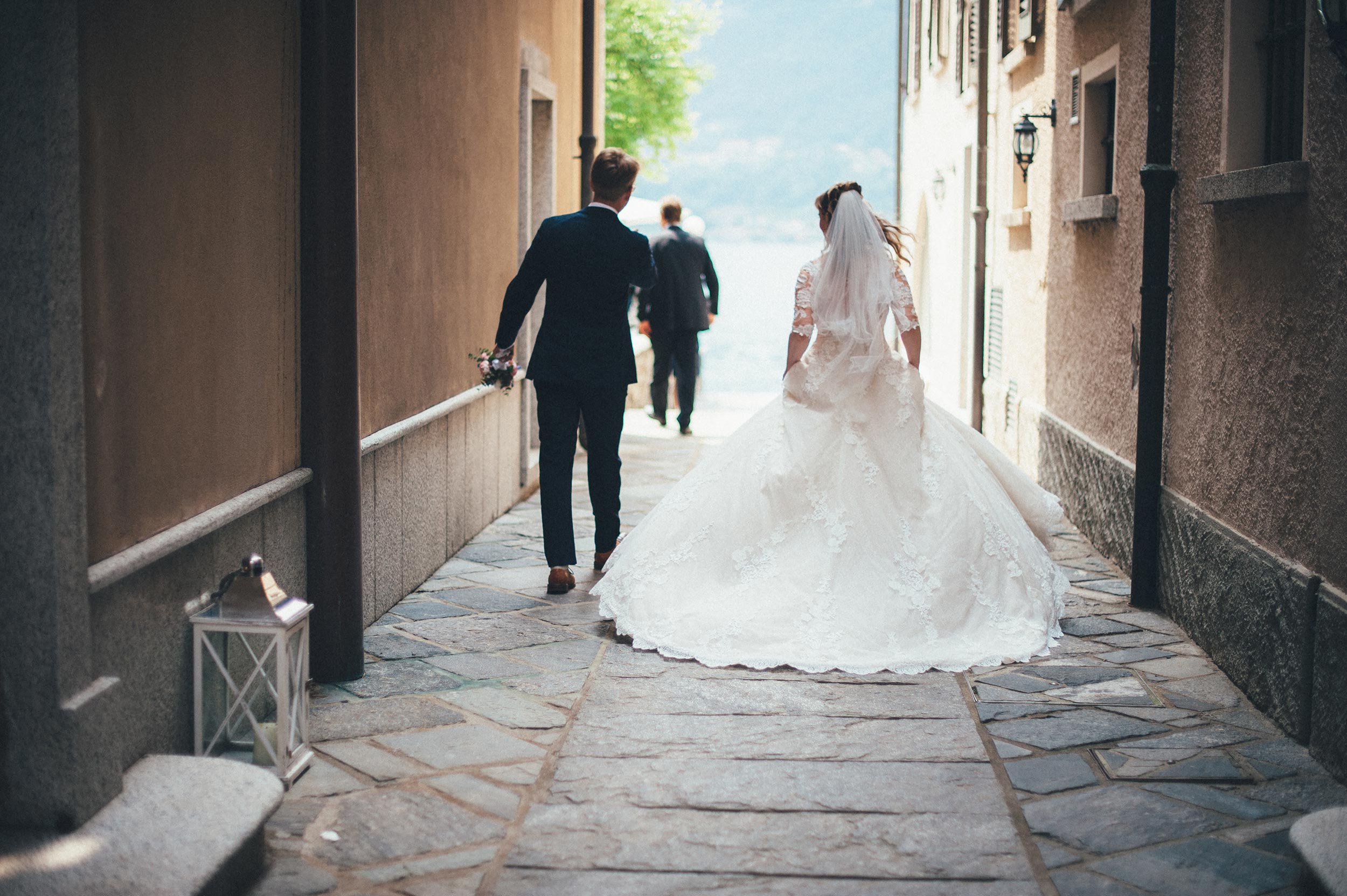 2016-Julius-Silke-Lake-Orta-Wedding-Photographer-Italy-Alessandro-Avenali-60.jpg