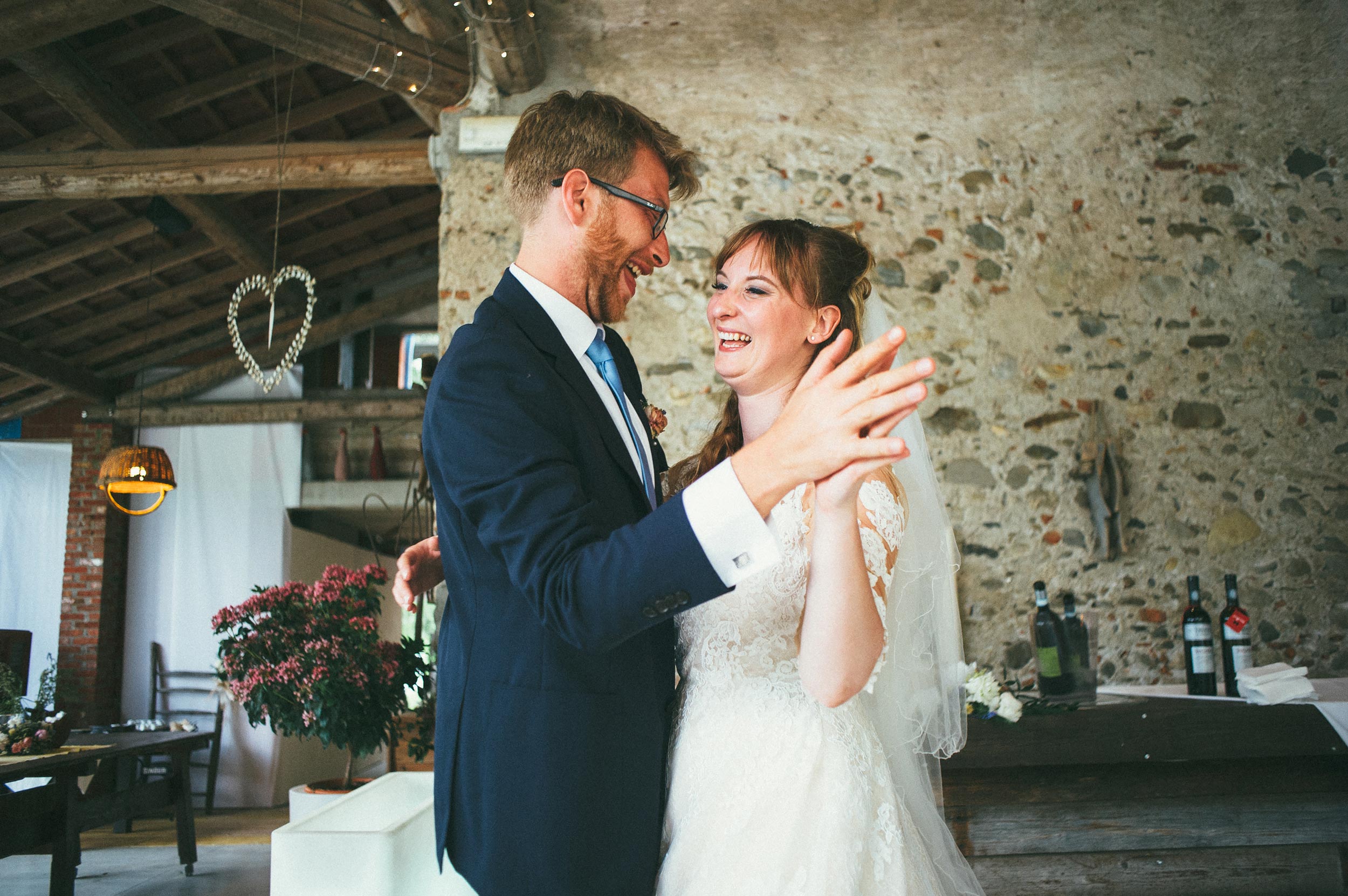 2016-Julius-Silke-Lake-Orta-Wedding-Photographer-Italy-Alessandro-Avenali-97.jpg