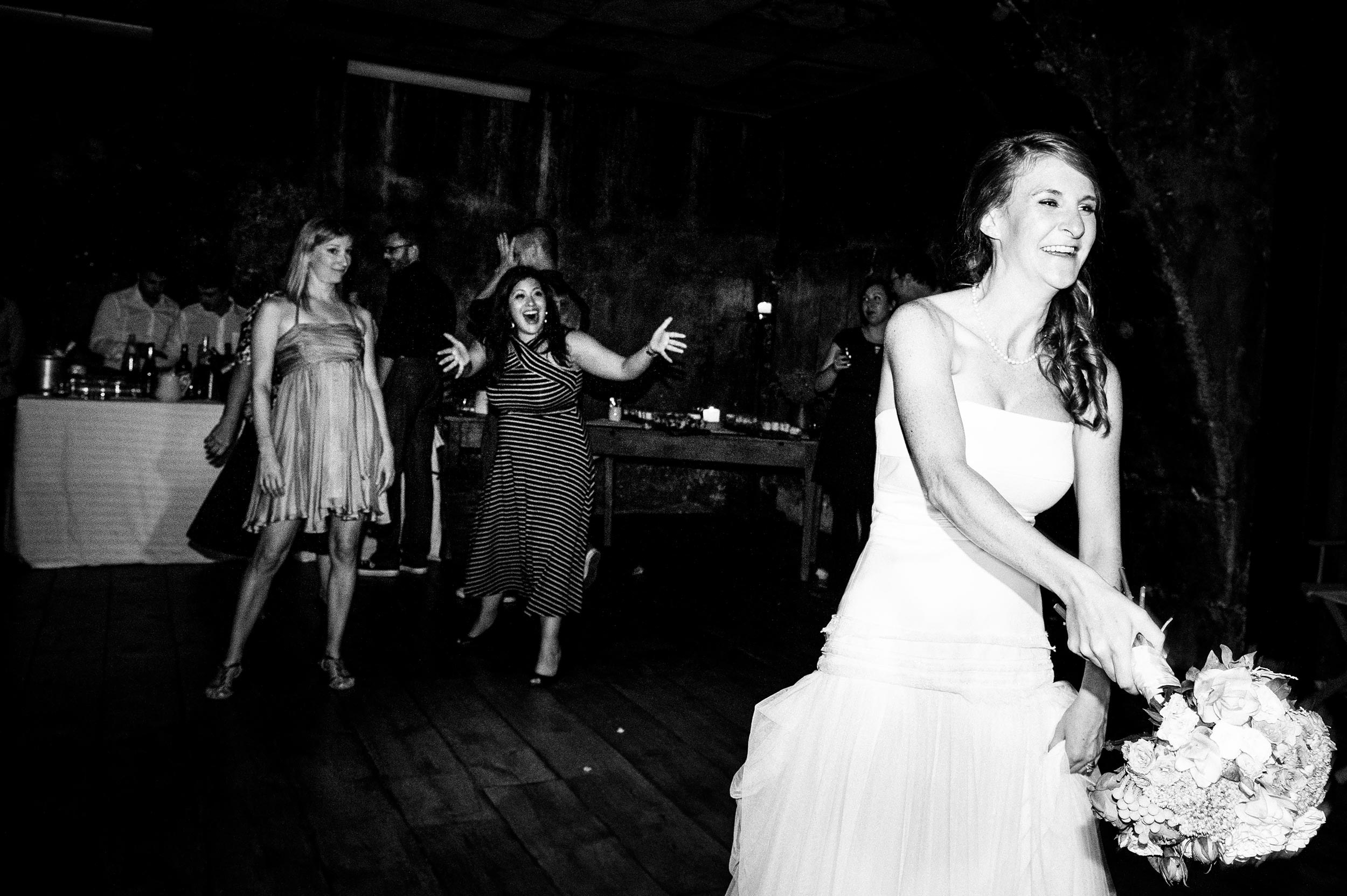 2014-Shelby-Jocelyn-Santo-Stefano-Di-Sessanio-Wedding-Photographer-Italy-Alessandro-Avenali-51.jpg