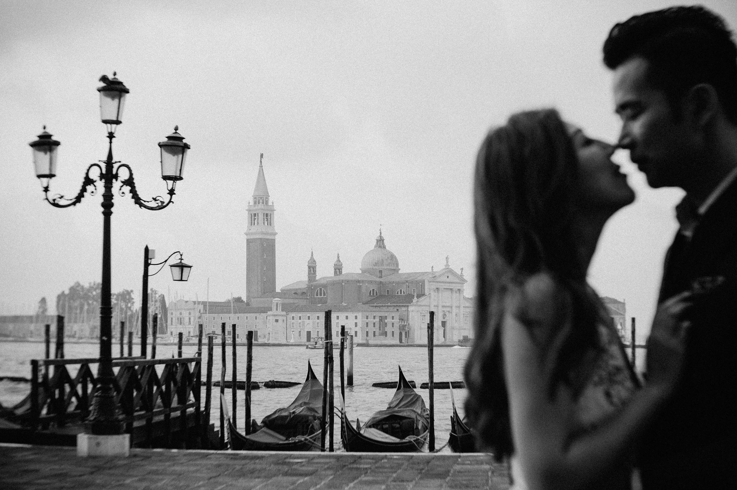 chinese-engagement-in-venice-st-george-gondolas-black-and-white-wedding-photography.jpg