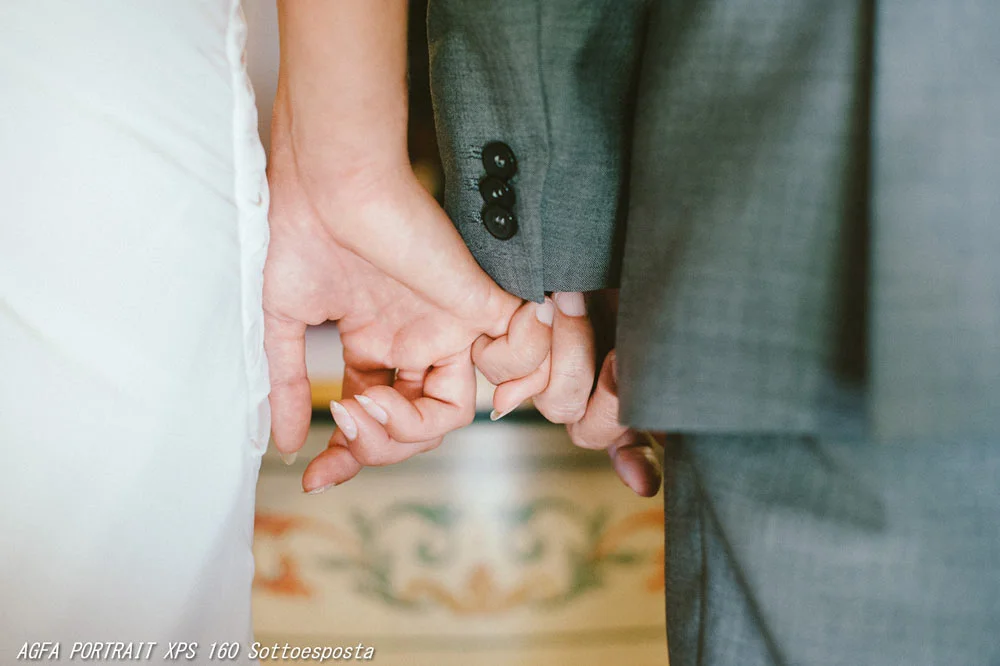 Post-produzione-fotografia-di-matrimonio-J-AGFA-PORTRAIT-XPS-160-sottoesposta.jpg