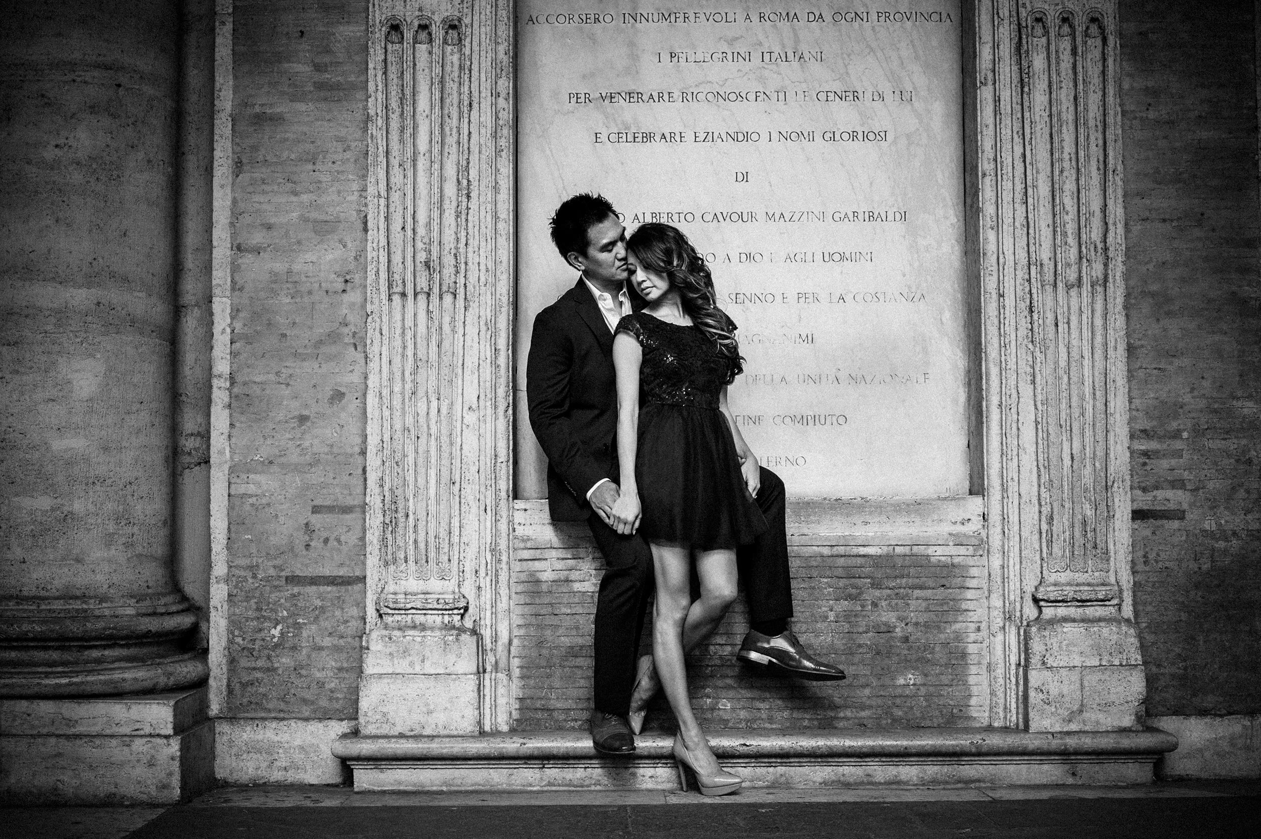 engagement-in-rome-wedding-photographer-italy-alessandro-avenali-2016-08.jpg