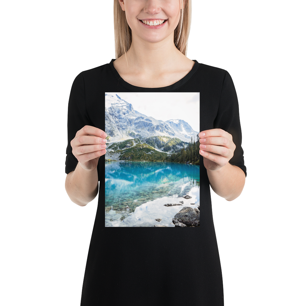 DSC02582-Edit_mockup_Person_Person_21x30-cm.png