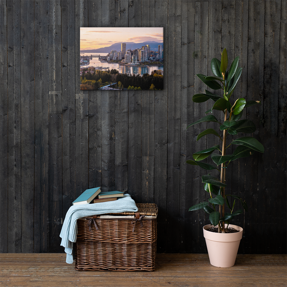 _DSC0915-Edit_mockup_Lifestyle-1_Lifestyle_18x24.png