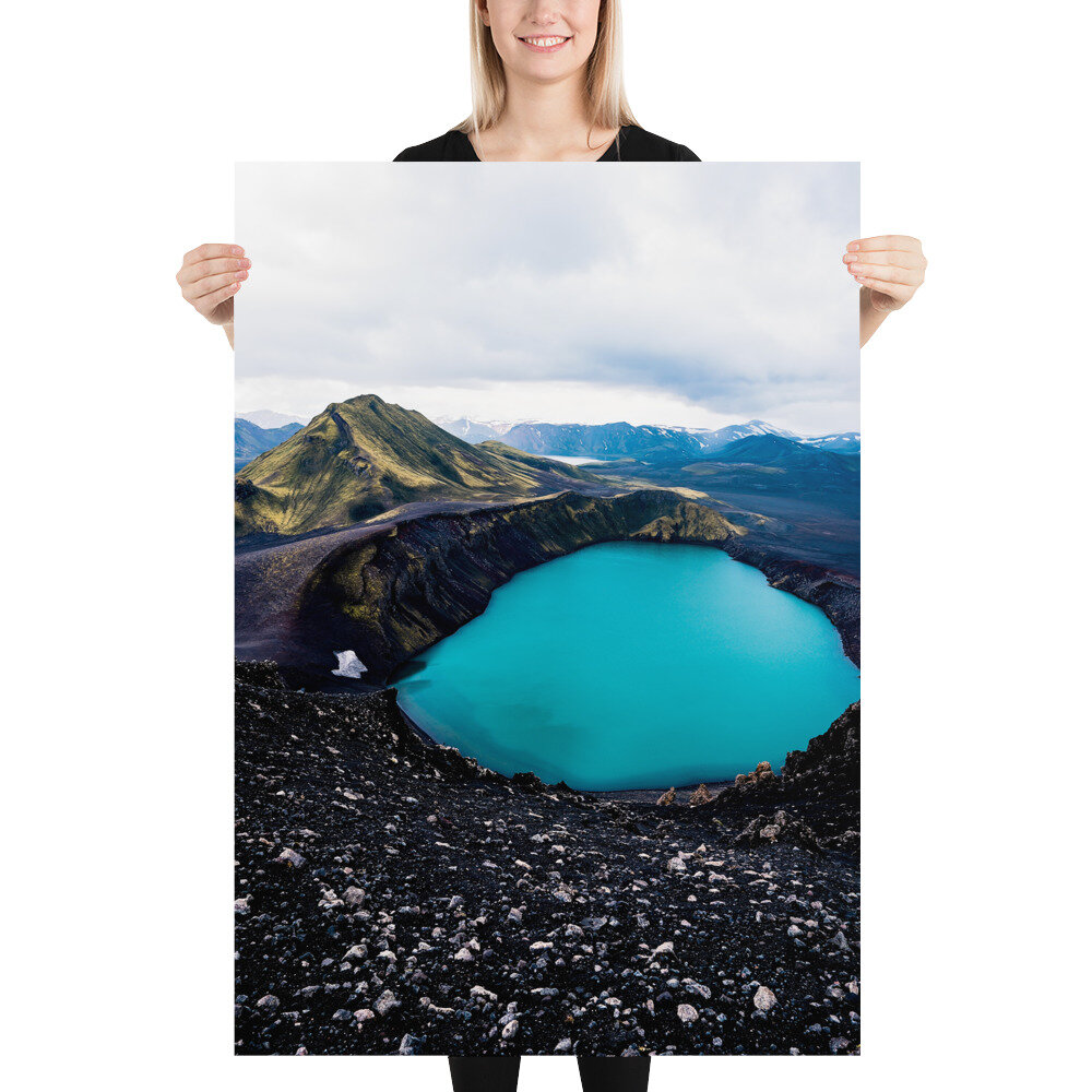 _DSC9804-Edit-3_mockup_Person_Person_70x100-cm.jpg