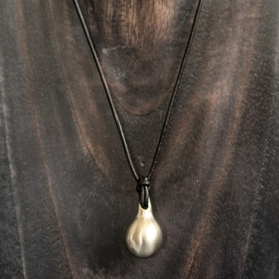 Cast Pearl Drop Necklace III