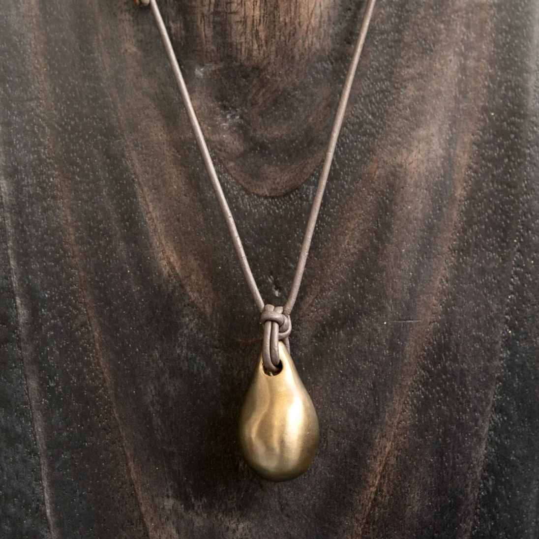 Cast Pearl Drop Necklace IV