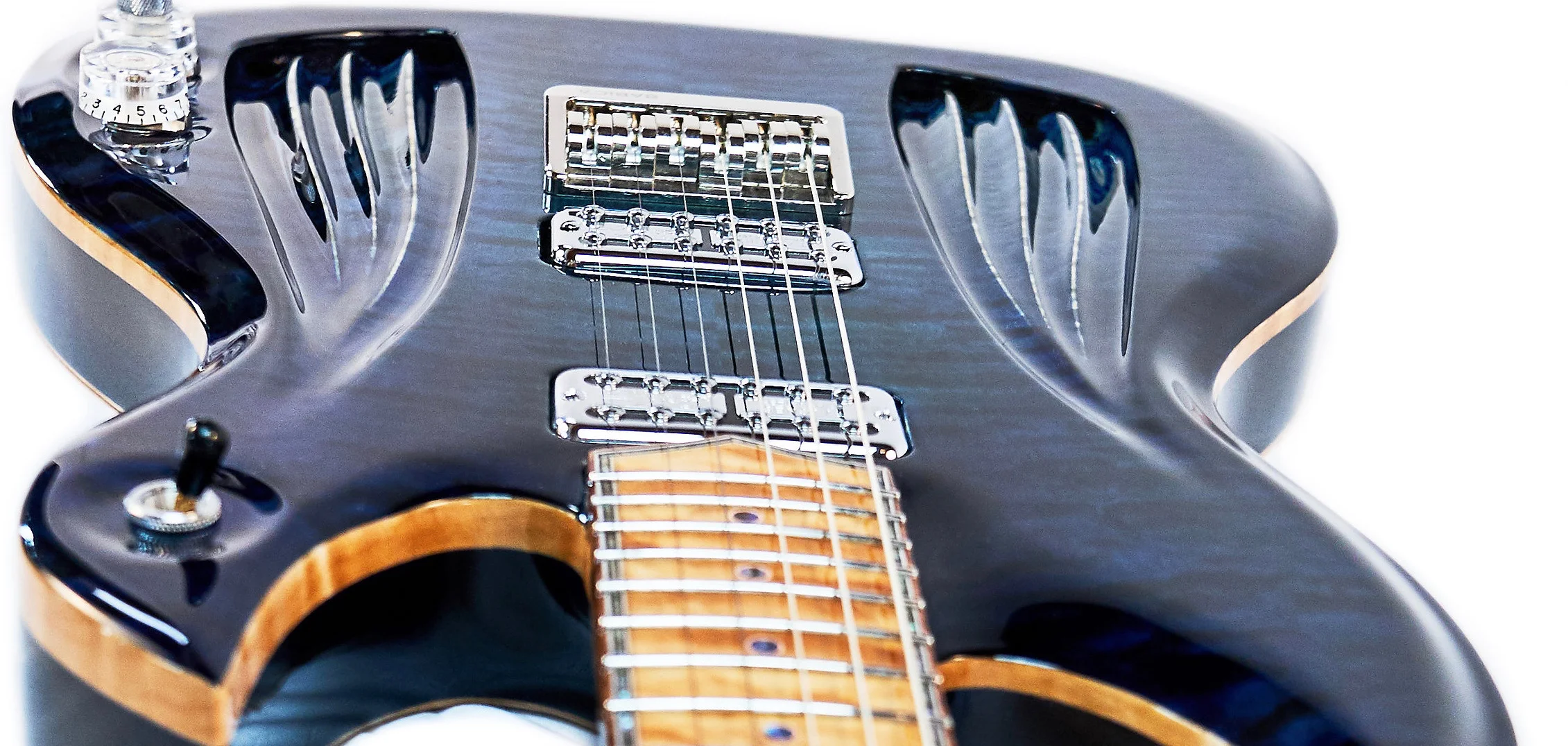 Frontal down the neck.jpg