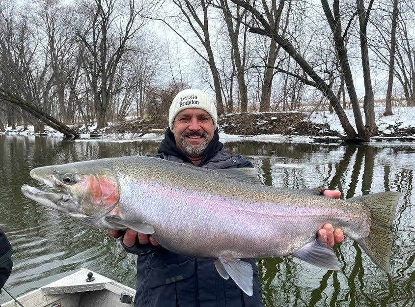 Grand River Steelhead Fishing in Grand Rapids