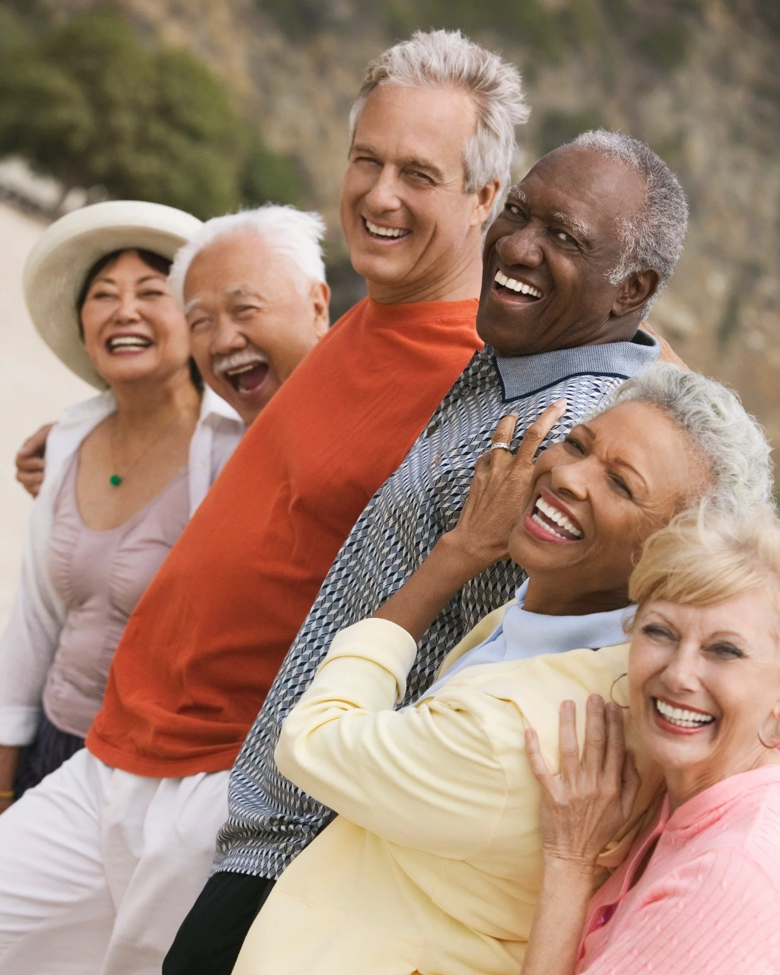 Cómo mantenerse saludable mientras viaja, consejos para adultos mayores