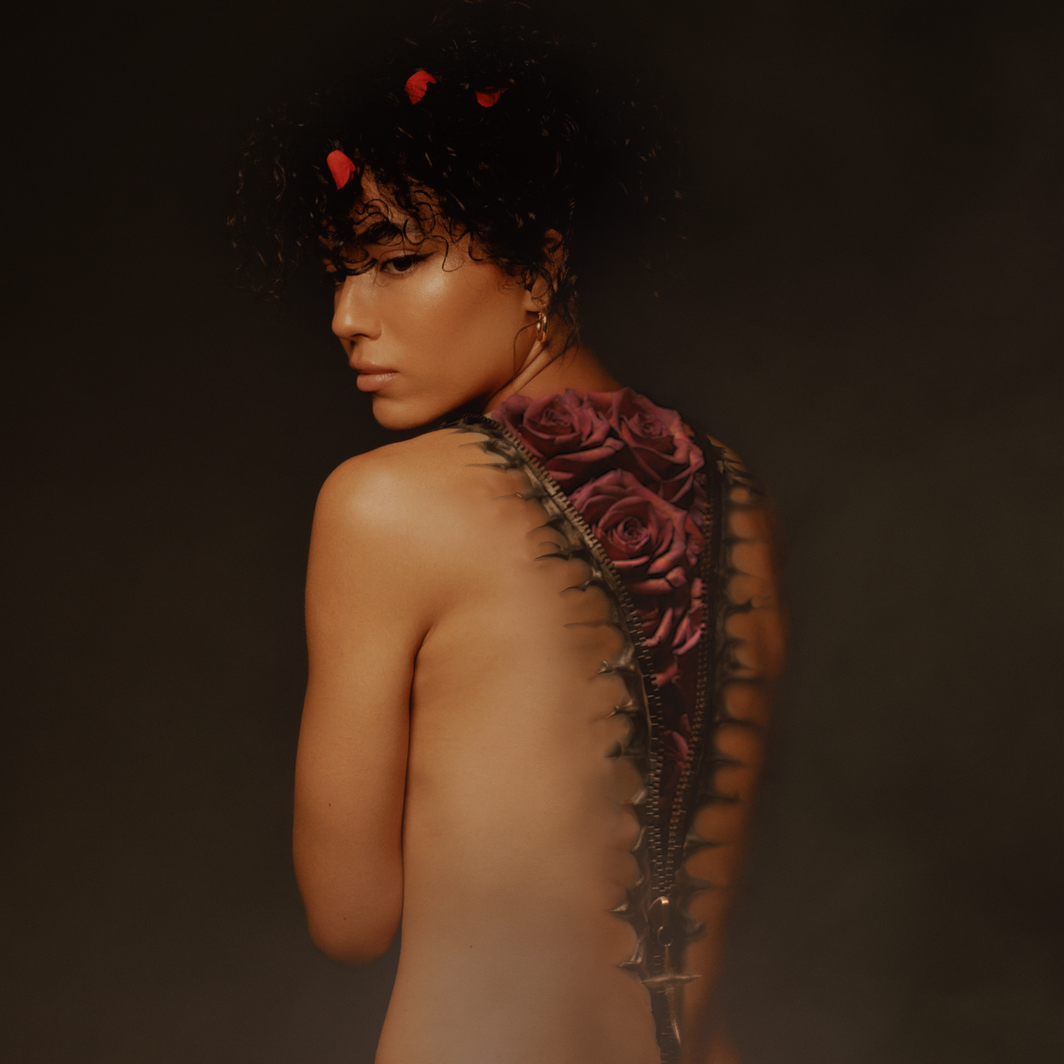 “Unzipped”: Yovanna Ventura transforma la vulnerabilidad y la fortaleza en música
