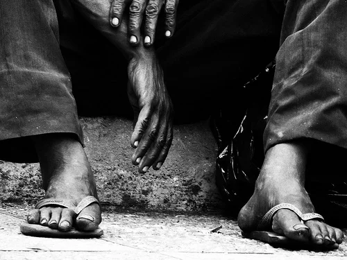 6928549345_8d9ec67988_black-man-street-bum.jpg