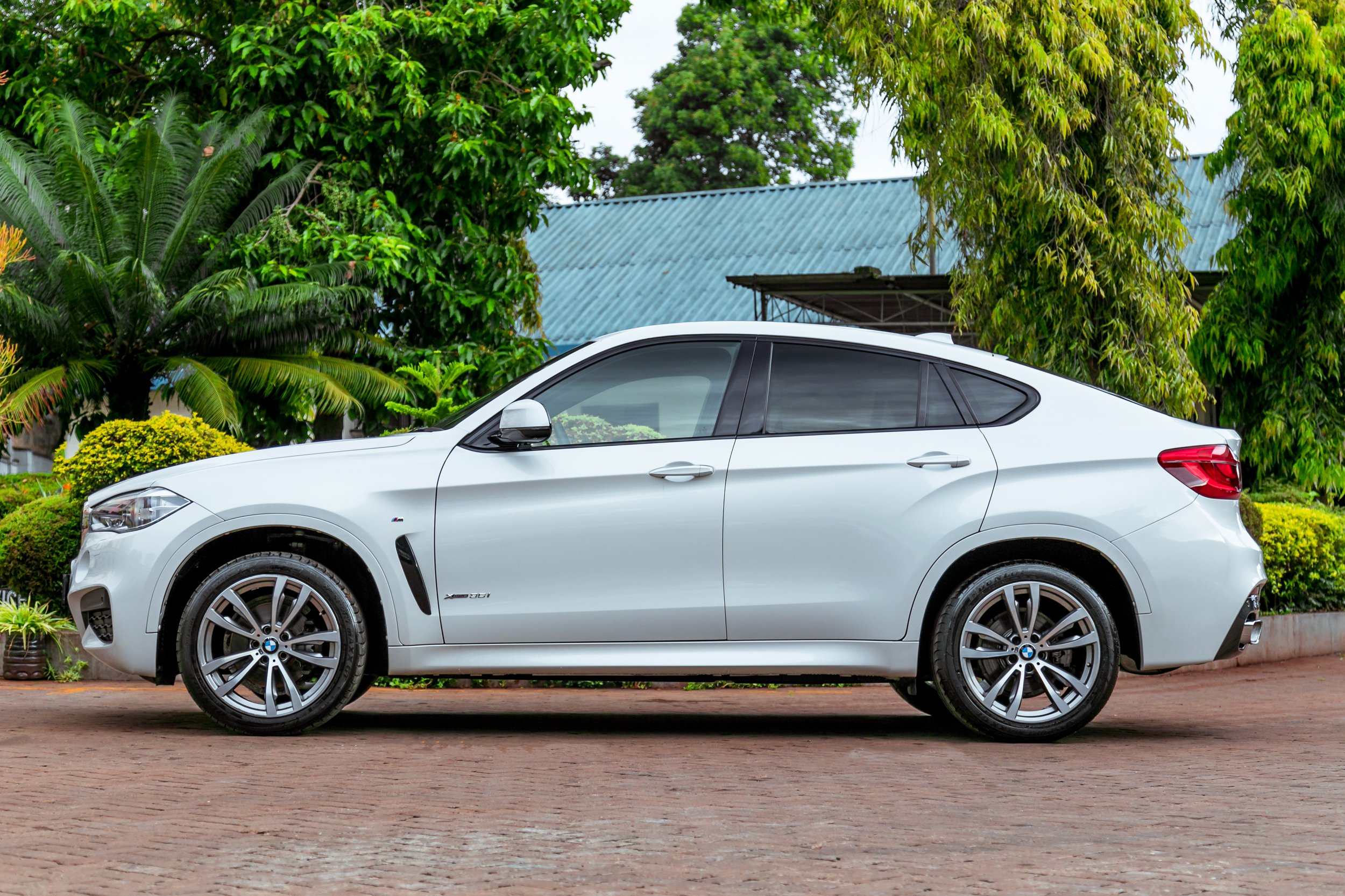 The Mascardi BMW X-Line Portfolio — MASCARDI