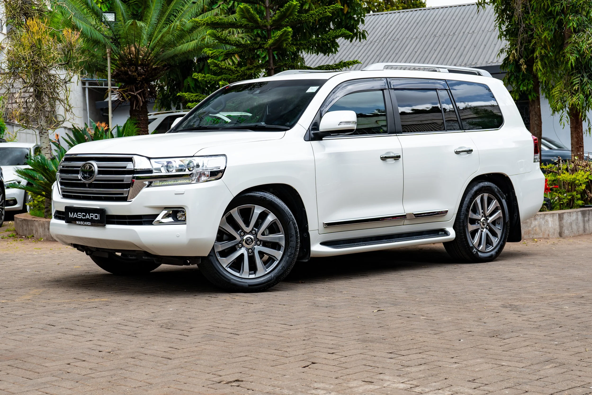 Toyota Land Cruiser LC 200 V8