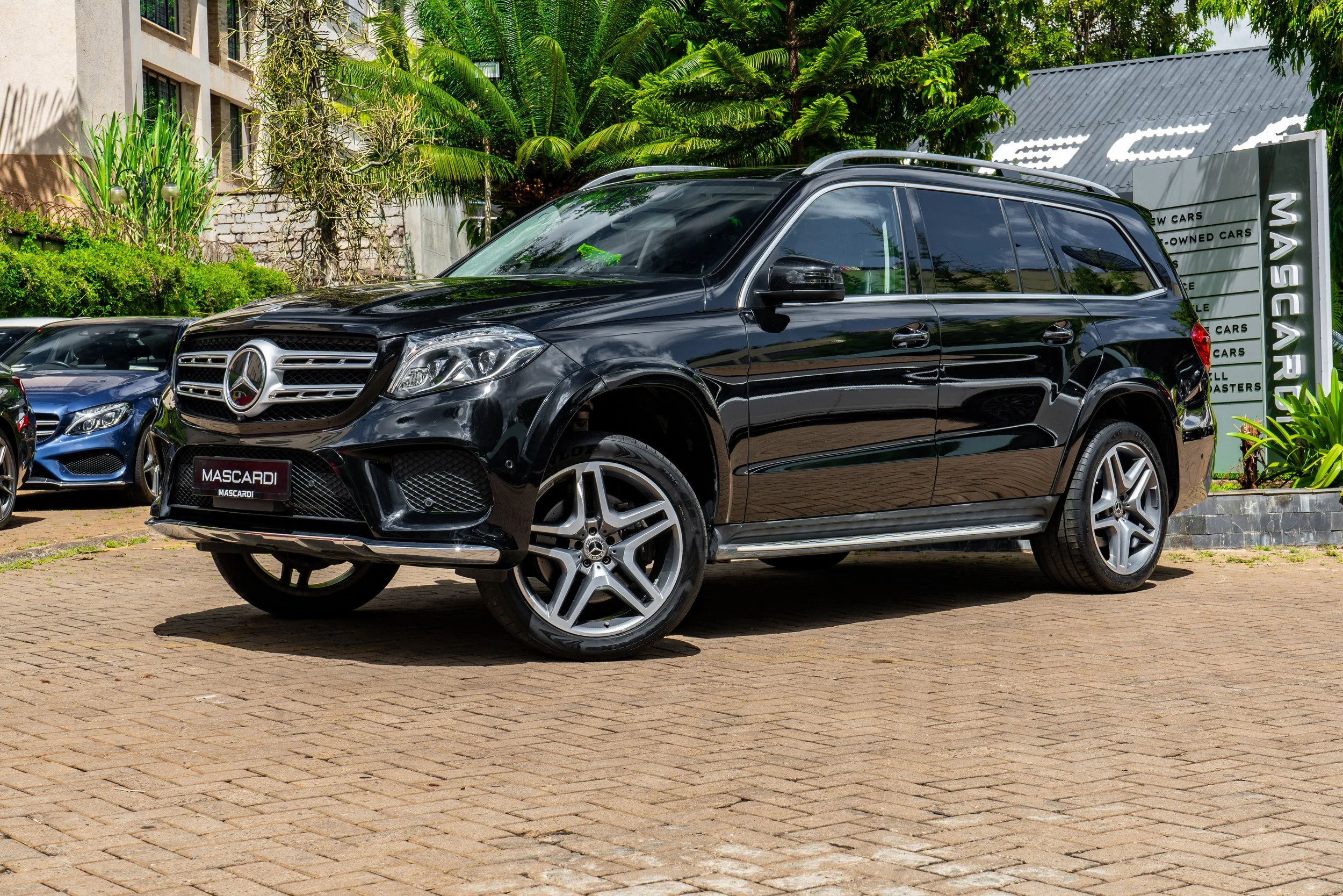 Mercedes Benz GLS