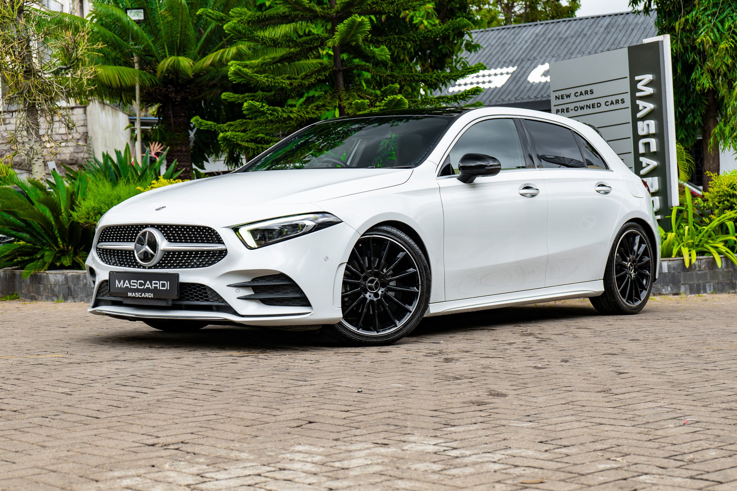 2020 Mercedes Benz A180