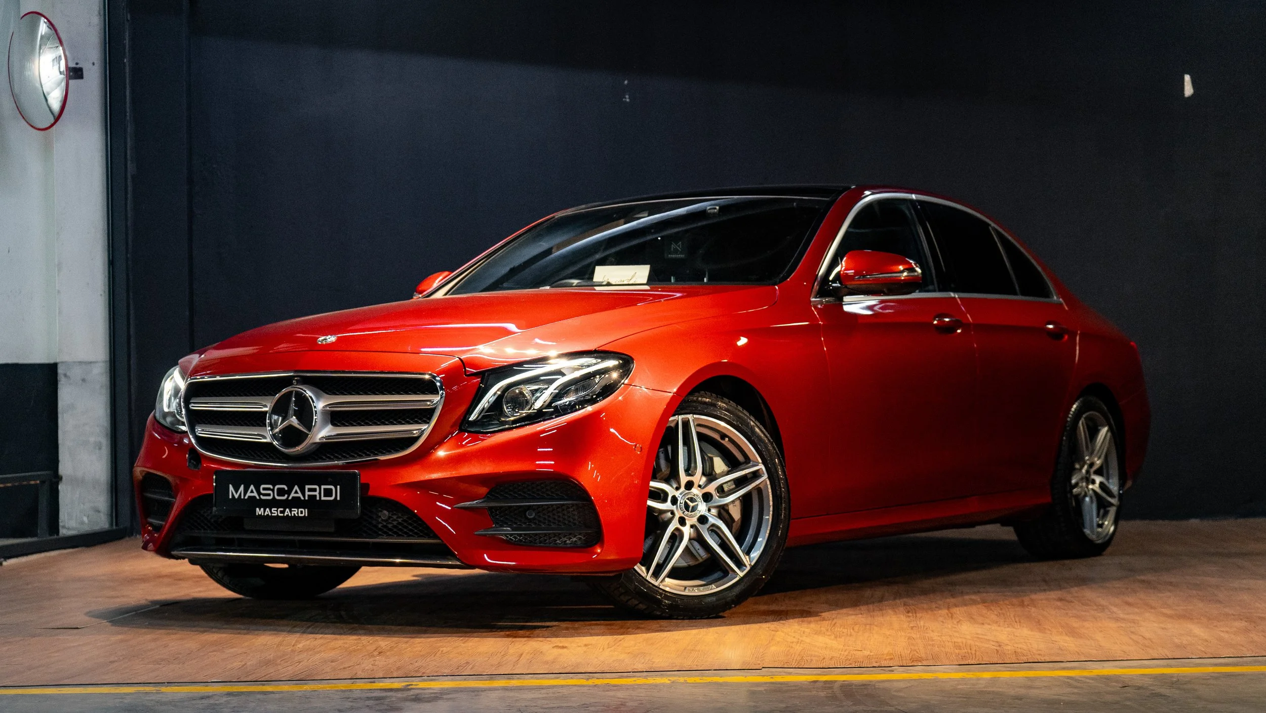 Mercedes Benz E300
