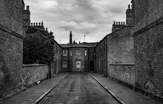 &ldquo;Sheffield Place&rdquo; Derby City Centre.
The city has seen vast development over recent years, but these cottages near to the Train Station, remain absolutely timeless in comparison. They were built in the late 19th Century for the Railway wo