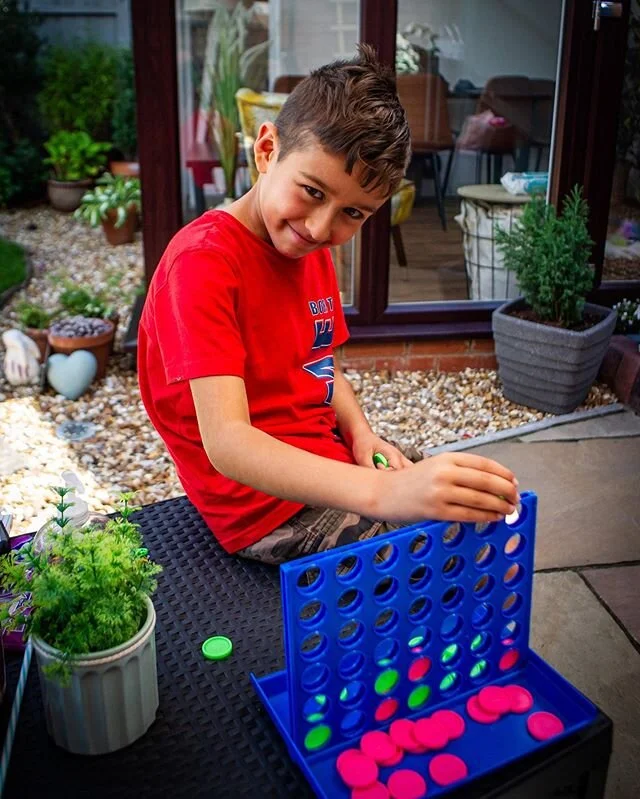&lsquo;Support Bubble Time Photo 2)
Amir was happy to pose for a photo and a good game of &lsquo;Connect 4&rsquo; 📷🙏NikonD3s &amp; Manual focus 28mm f/2.8 Lens
#nikontop #nikonartists #nikoneurope #nikon_portrait #nikonitalia #ricohmafia #streettog