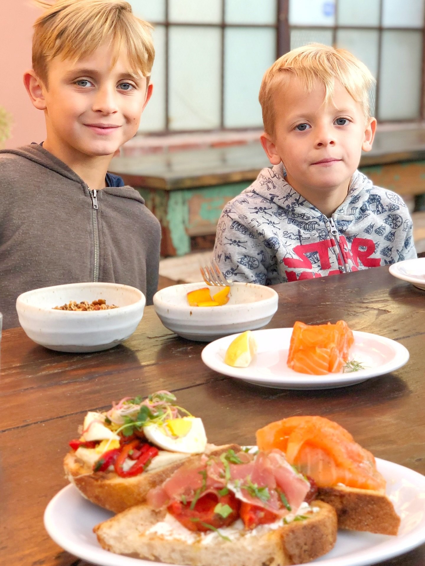 From the archives - at one of my favorite breakfast spots in LA - @gjustabakery. ⁠
⁠
⁠
⁠
⁠
⁠
⁠
⁠
#mendelsongroup #gideonmendelson #designerdad #whatdesigncando #dadswithcameras