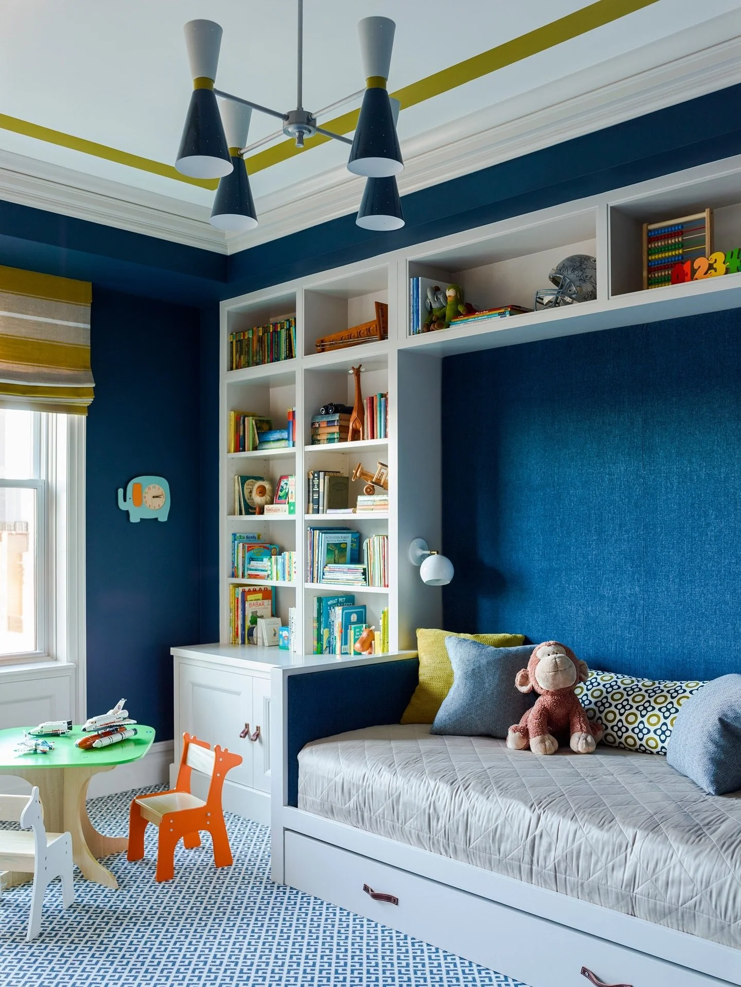 We tend to like day beds in kids&rsquo; rooms - they are flexible as a sleeping or sitting spot, there can be storage under and around, and they leave plenty of space to play in the room. #kidsroomdesign⁠
⁠
⁠
⁠
⁠
⁠
⁠
📷 @ericpiasecki⁠
⁠
⁠
⁠
⁠
⁠
⁠
⁠
#