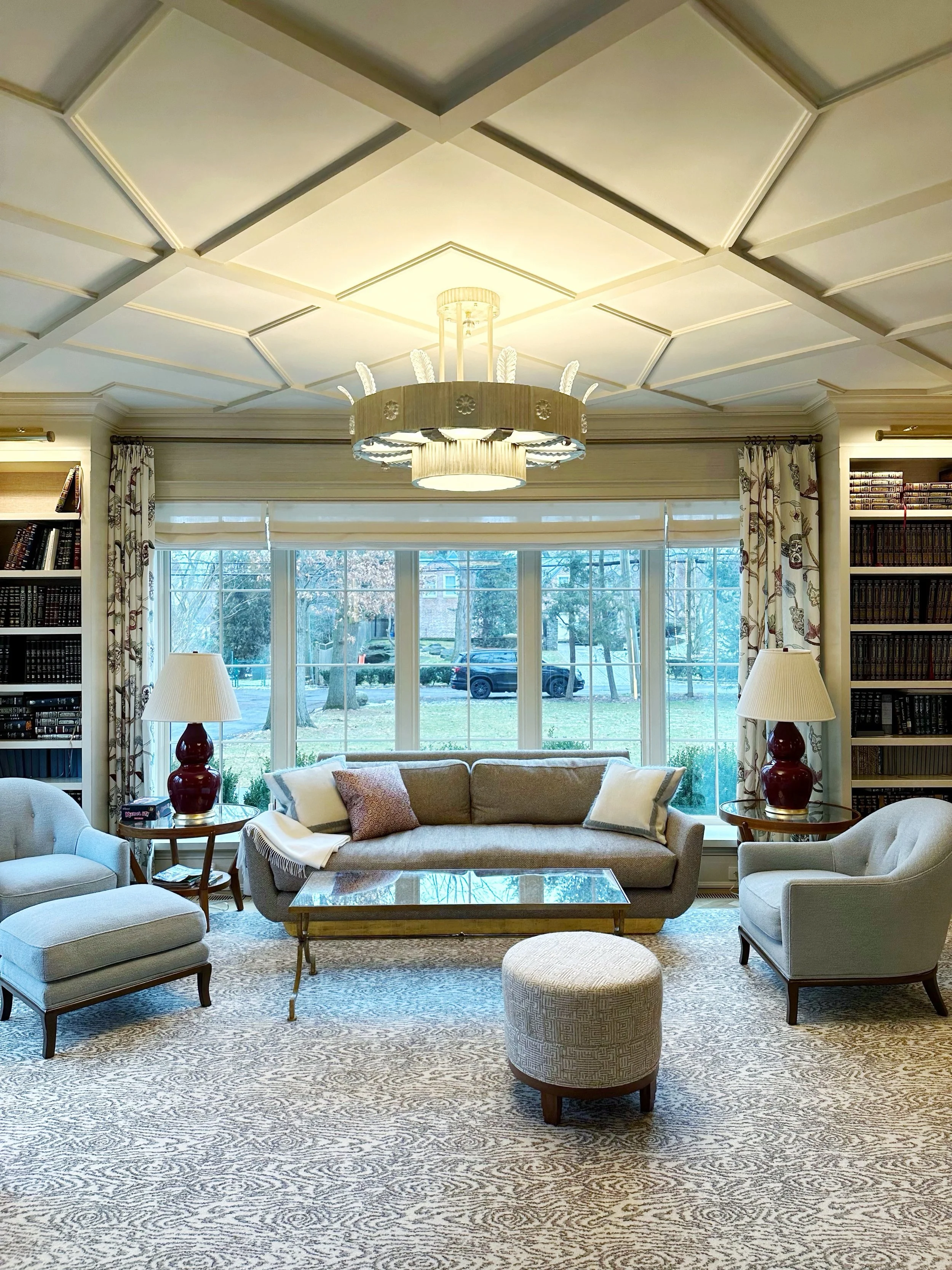 ⁠
This is the sitting area in the dining room of a very special family home in Riverdale. We paired jeweled lighting with the strong architecture and jeweled lighting to give this space a sense of ⁠grandeur. 
⁠
⁠
⁠
⁠
⁠
#gideonmendelson #whatdesigncan