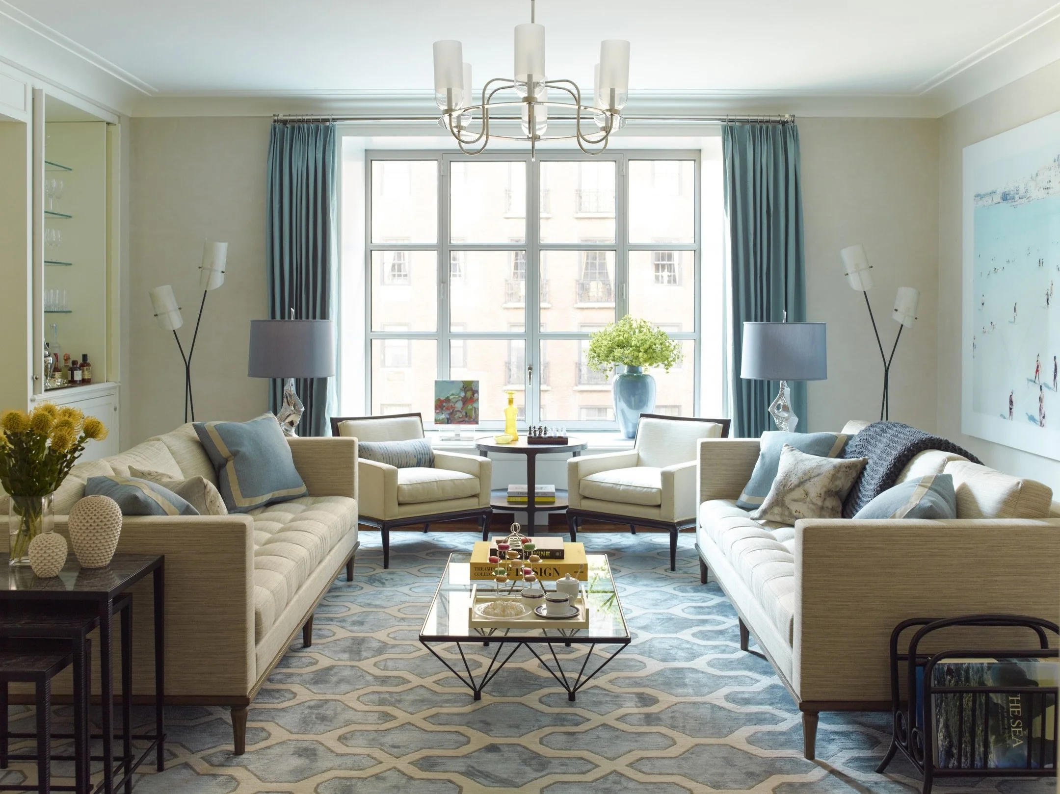It&rsquo;s that time of the year where we can finally enjoy natural light pouring into our homes. We designed this Upper East Side living room to take advantage of this light coming in through the oversized window. ⁠
⁠
⁠
⁠
⁠
⁠
⁠
📷 @ericpiasecki⁠
⁠
⁠