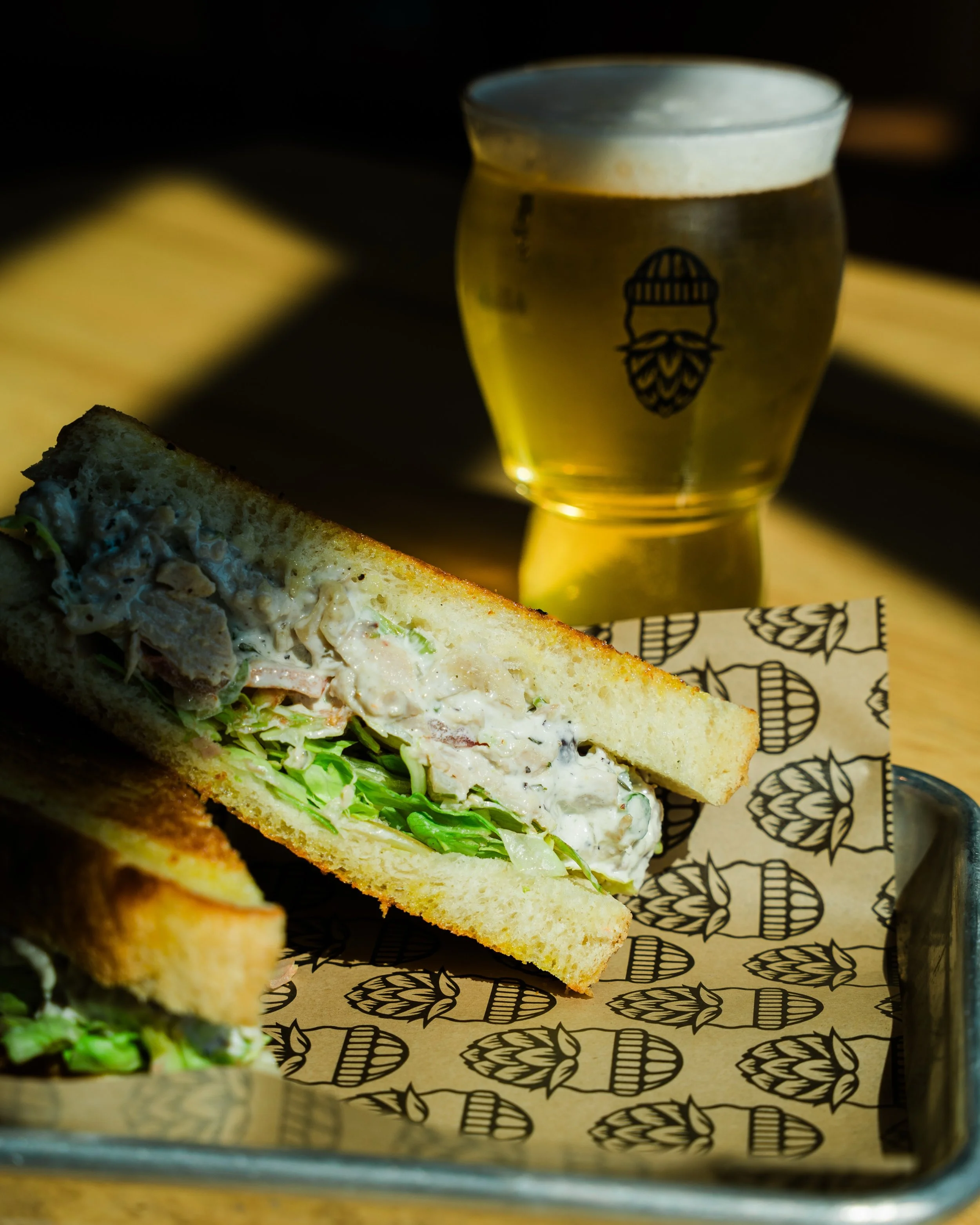 THIS WEEK&rsquo;S FRESH SHEET 🍴

The kitchen&rsquo;s been busy and we&rsquo;ve got a lineup you&rsquo;ll want to wash down with a cold pint 

🔥 Nashville Hot Wings &mdash; back by popular demand, still bringing the heat

🍔 Thai Peanut SMaSH &mdash