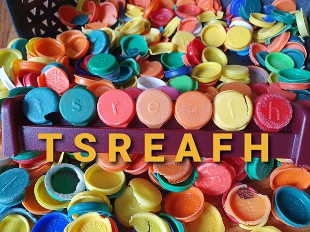 #scrabblesunday
An easy one for you today.
Thumbs up if you guess it.
. 
Have a great day everyone.
Check in later for the answer.
.
#smartielidsscrabblesunday
#2minutebeachclean