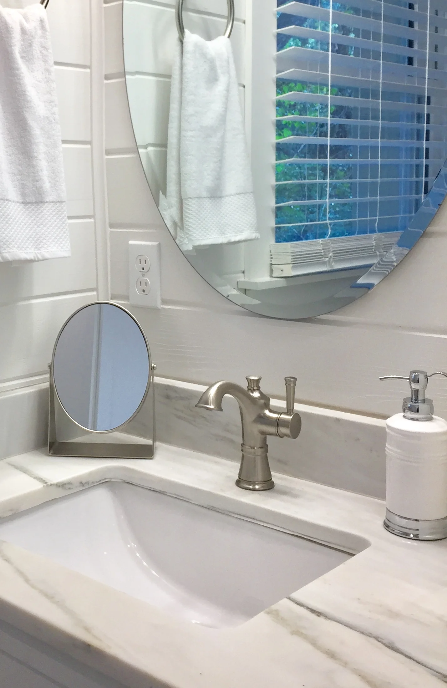 Bath 2.JPG