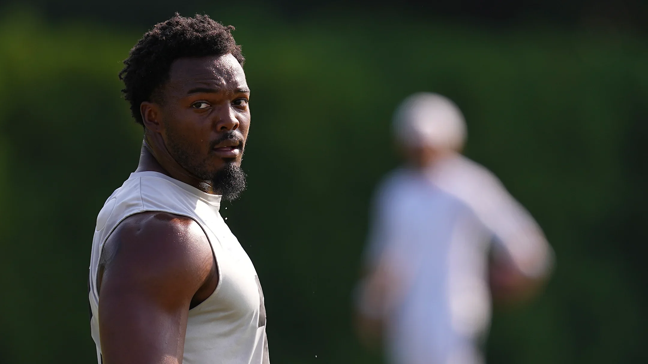Eagles News: Nakobe Dean's return date, waiver claims, latest injury updates