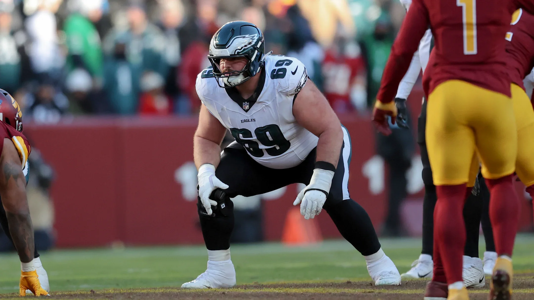 Eagles News: Dickerson injury, Vic Fangio cosplays Bar Rescue with preseason defense