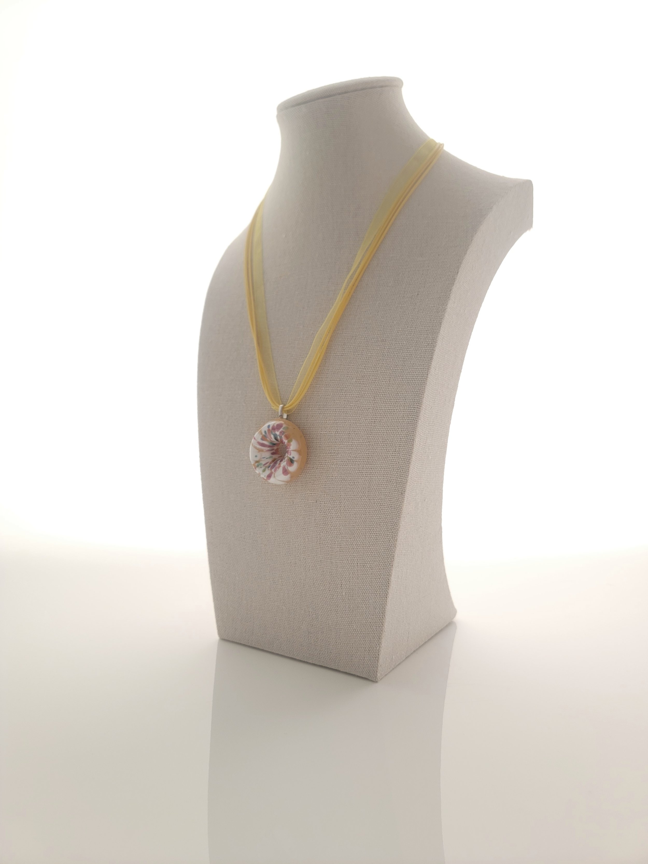 donut necklace