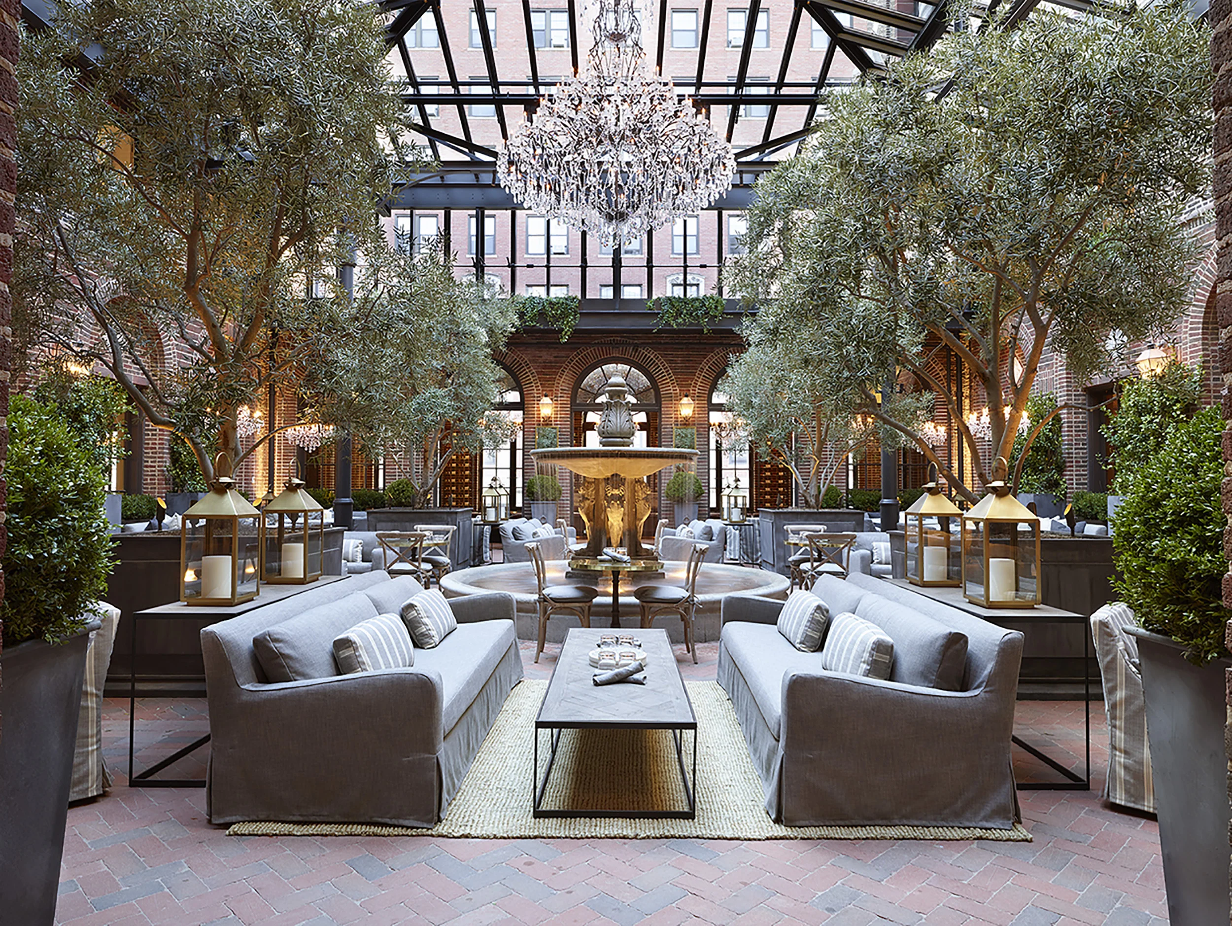 20151002_Chicago_First_Fl_Fountain_COMP_WTableSettings copy.jpg