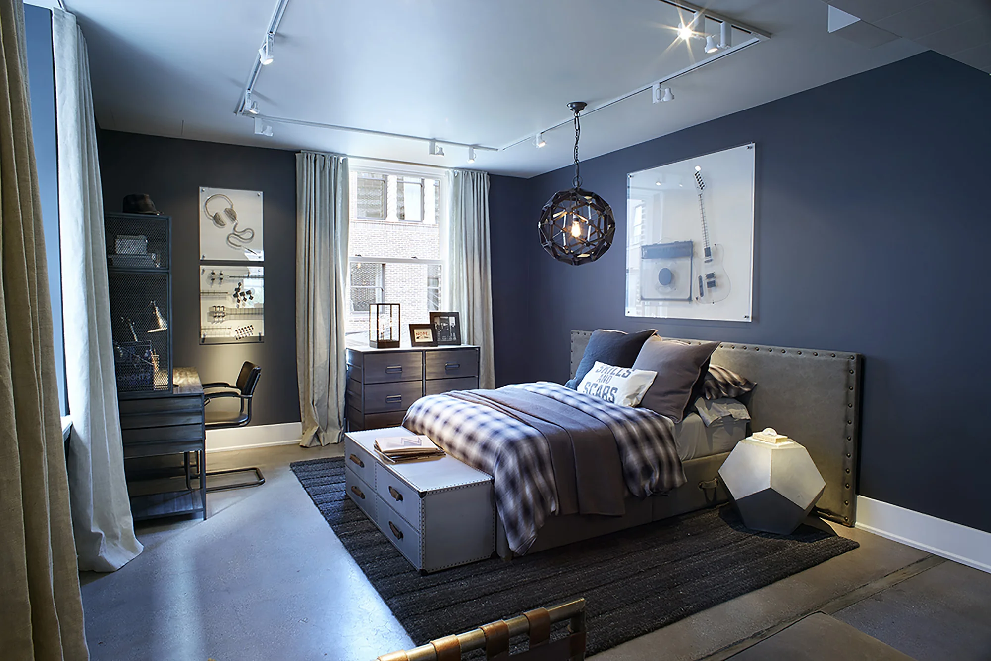 20151002_Chicago_Teen_room_1.jpg