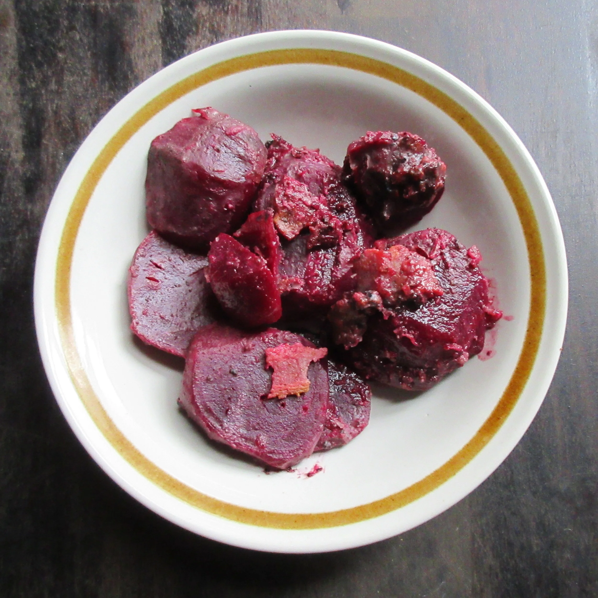 Piquant Beets