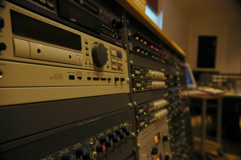 studio1_01.jpg