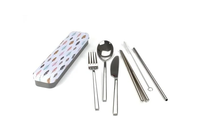RetroKitchen_Carry_Your_Cutlery_Leaves_Set_700x.jpg