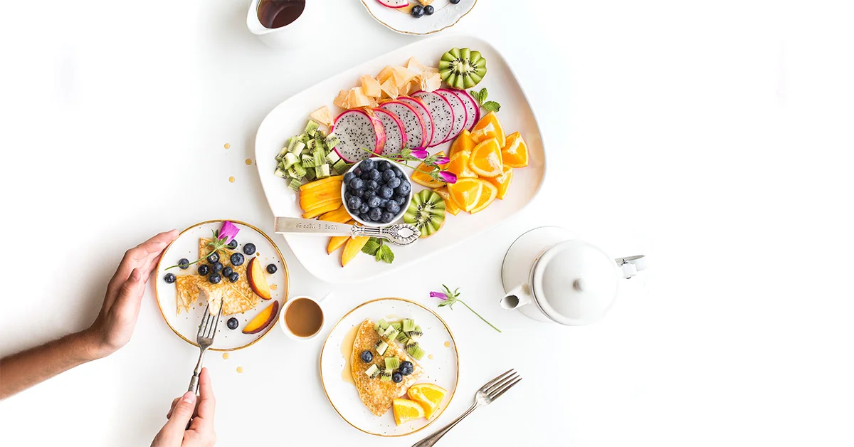 Mindful-Eating-Food-Health-Colorful.jpg