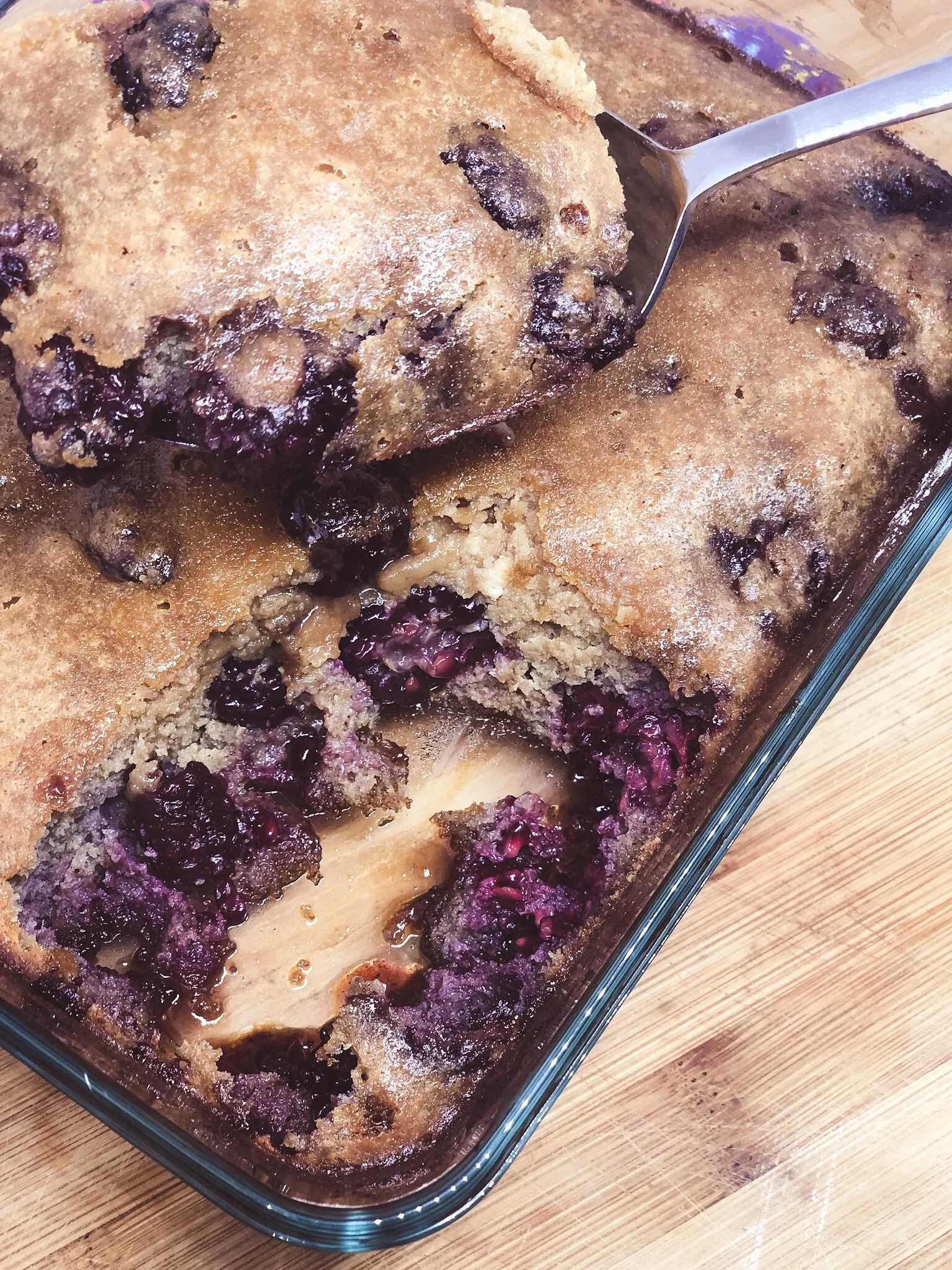 Ooey Gooey Blackberry Cobbler