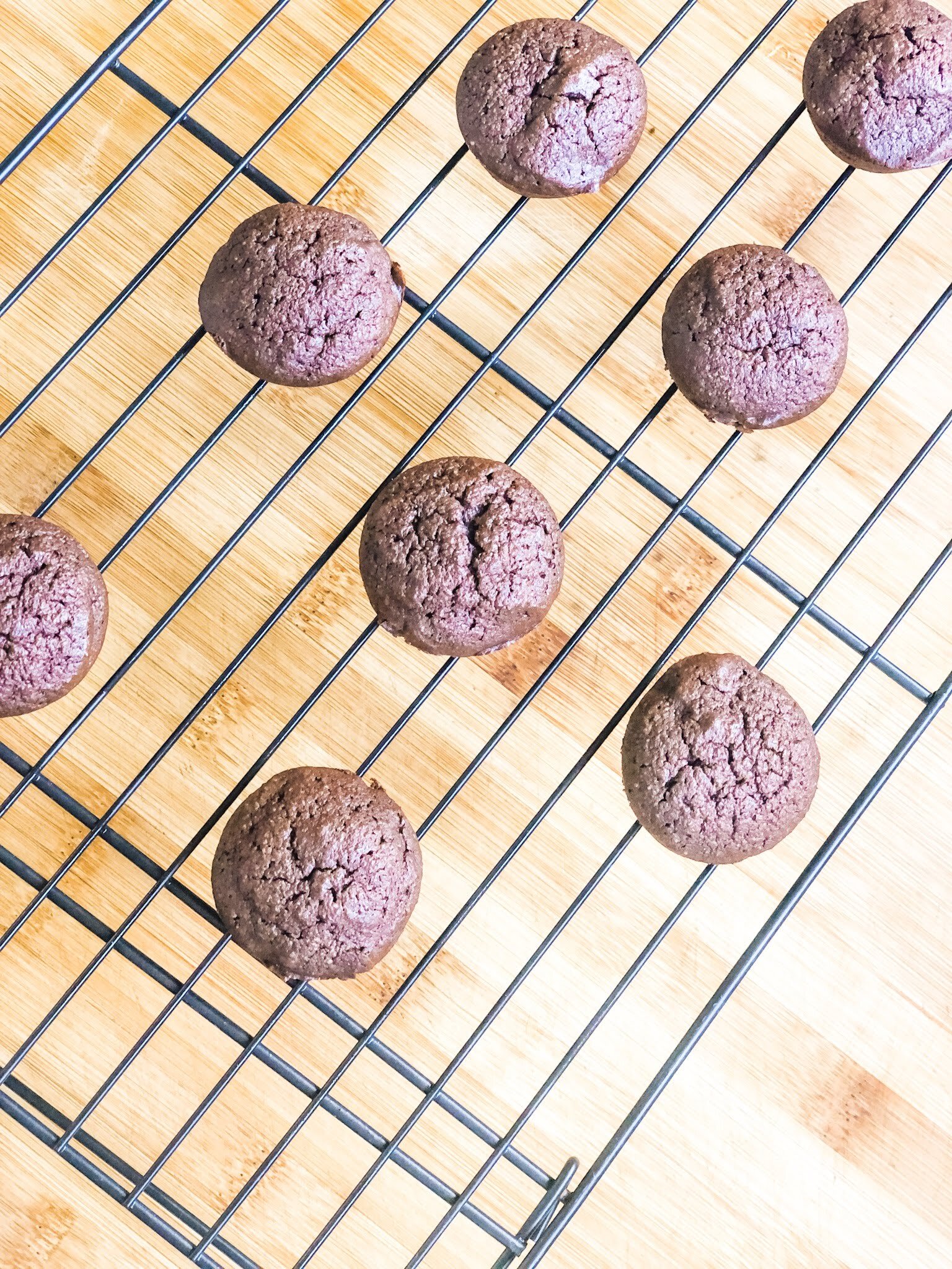Keto “Surprise!” Peanut Butter Brownie Bites