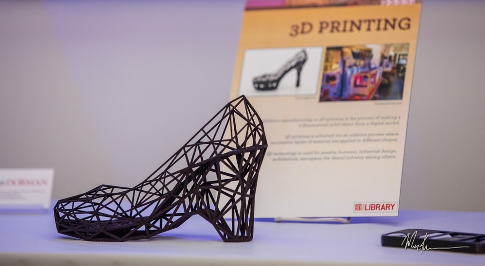 ‘strvct’ 3D Printed Shoe by Continuum Fashion