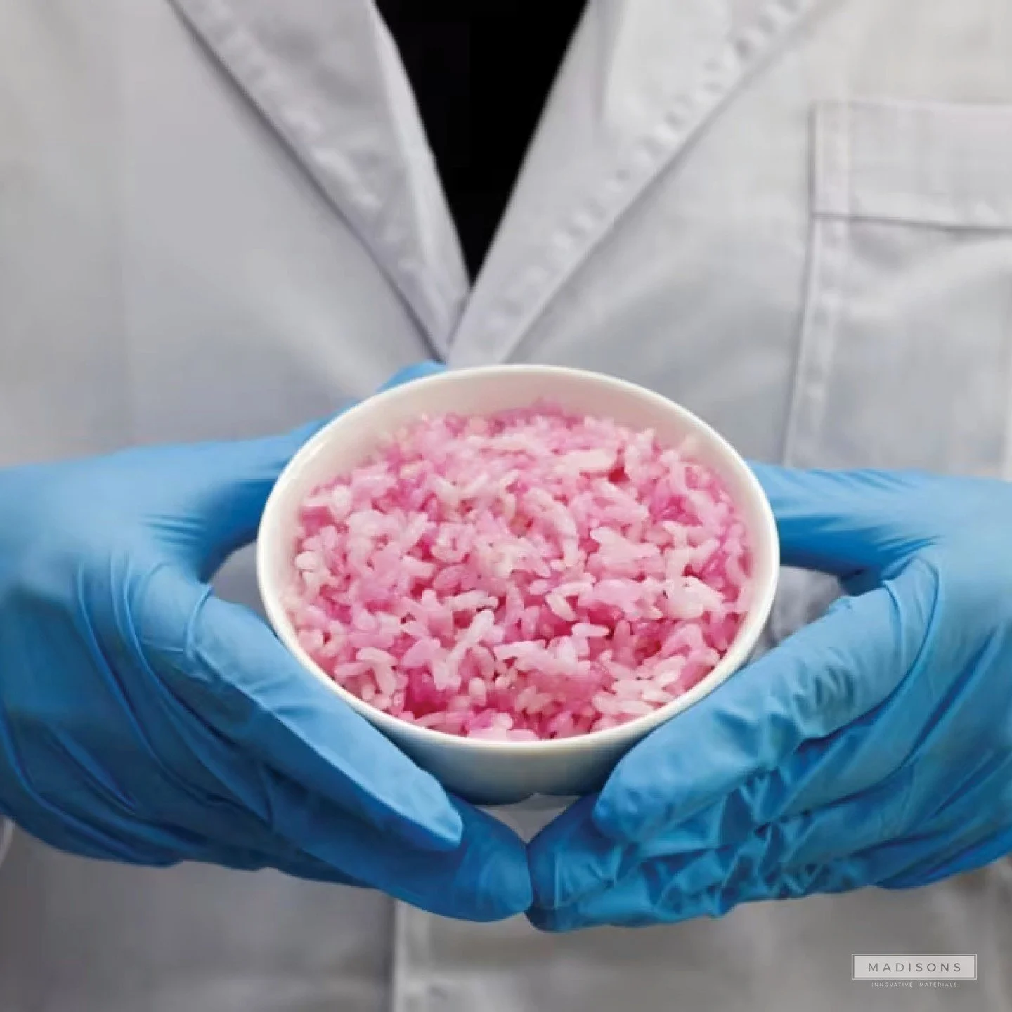 🌾🥩 Hold onto your taste buds, because "beef rice" is here to shake up your plate! 🎉 Developed by the brilliant minds at Yonsei University, this groundbreaking creation merges lab-grown beef with rice grains, delivering a protein-packed, 