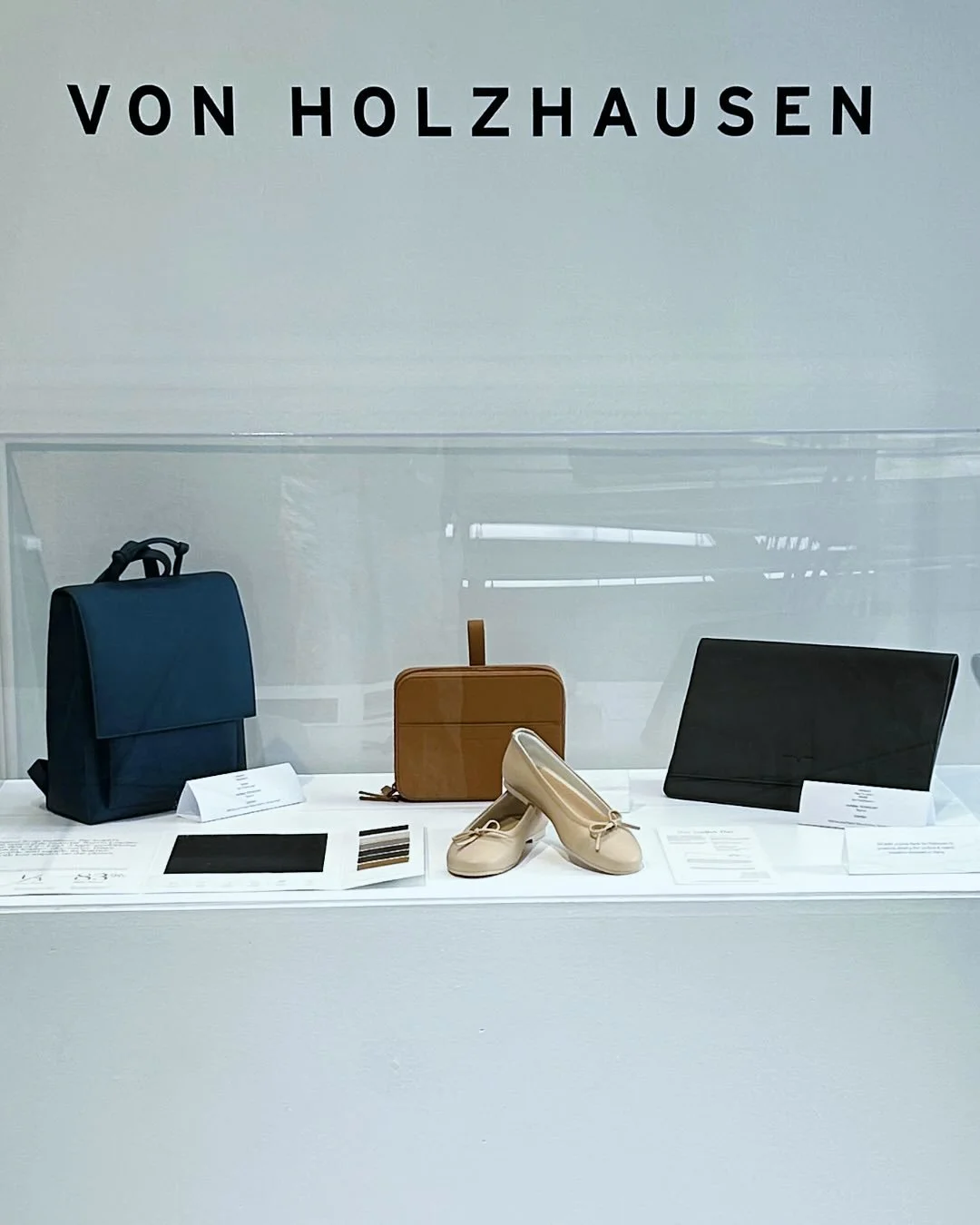 First project as Faculty Director of the Colors, Materials + Trends Exploration Lab (CMTEL)

Thrilled to launch the new @vonholzhausen exhibit at @artcenteredu &mdash; part of @cmtel.artcenter rotating showcase of bio-based innovation, currently feat