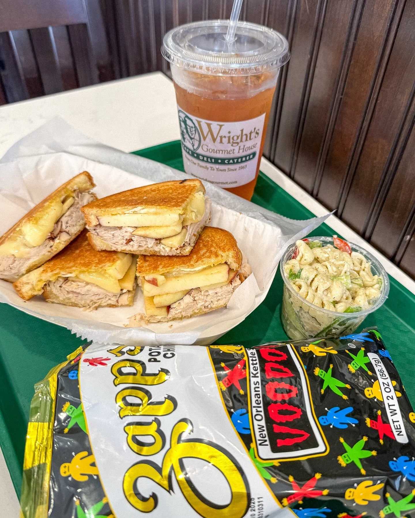 A true South Tampa classic! @wrightsgourmethouse first opened in 1963 and is a staple for a quick, delicious lunch 🥪

My go-to order is the Paris with turkey breast, brie and fresh apple slices on buttercrust white with Pete Wright&rsquo;s Mustard S