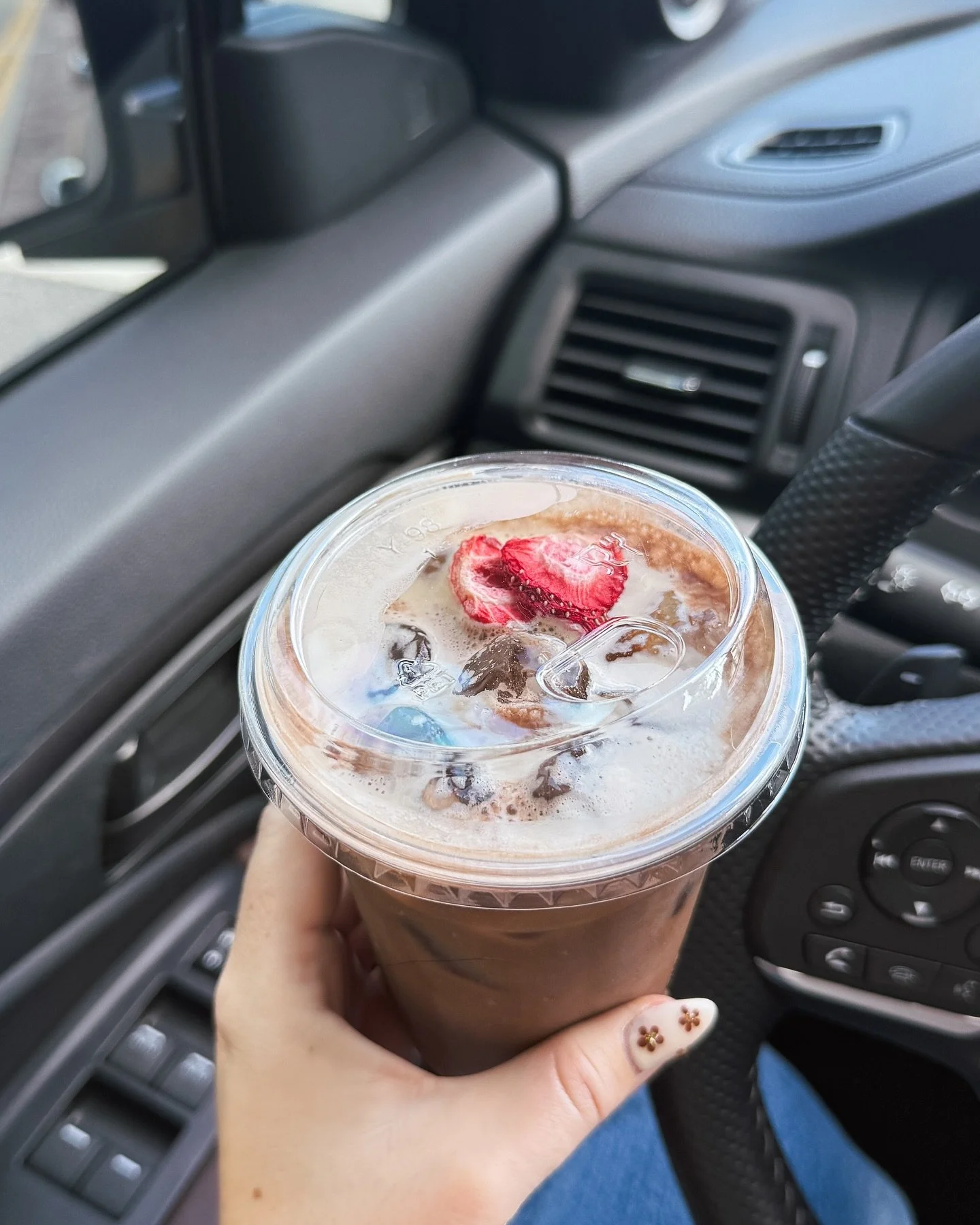 ✨ September '25 Top 10 Favs ✨ 

*in no particular order!

&bull; Dark Chocolate Mocha Latte with Strawberry Cold Foam from @tallboy_coffee 🍓
&bull; Cappelletti from @kinjo_tampa 🍝 
&bull; Sicilian Style Focaccia from @francaspizzacatering 🍕 
&bull