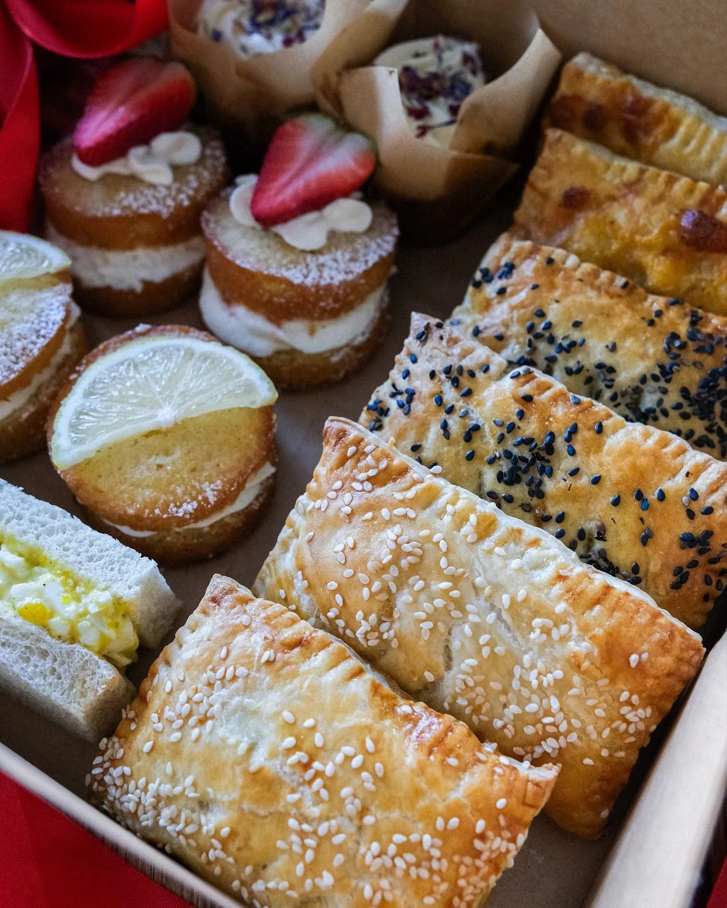 7 Pop-ups around Tampa Bay I've been loving this year! 

Some of my favorite concepts have started as pop-ups or food trucks and I have such an appreciation for the work that goes into them. I know it's not an easy task to constantly prep, set up and