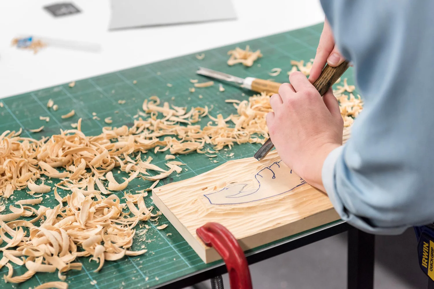 Anastazja Harding nails wood carving at the 2018 Rare Trades Summer School