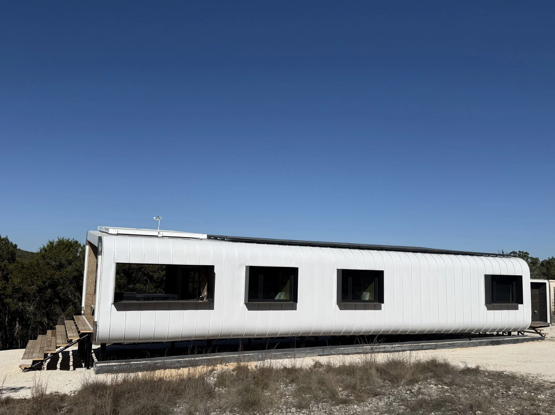 Villa day SW landscape 1.jpg