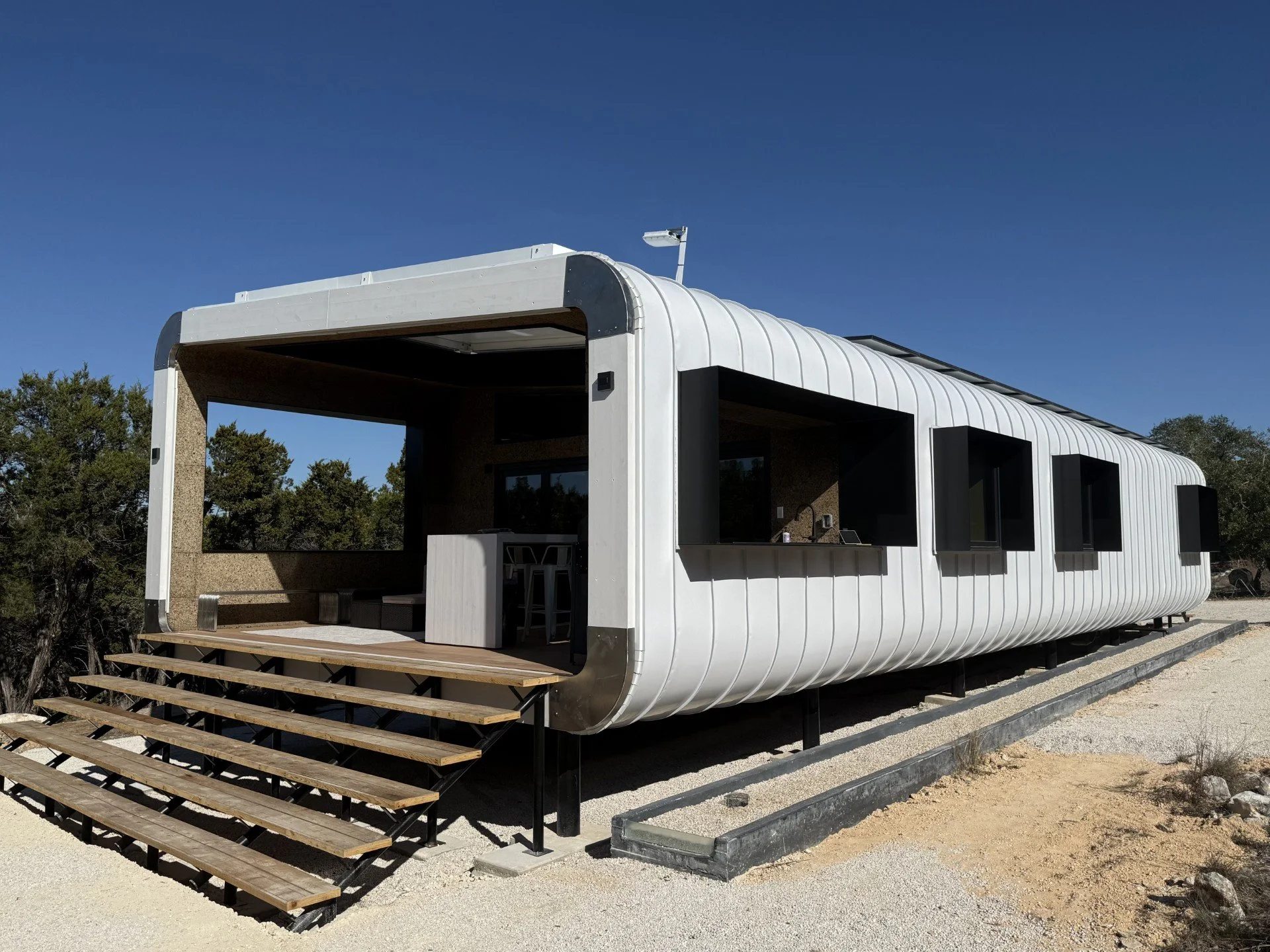 edited Villa SW landscape basic.jpg